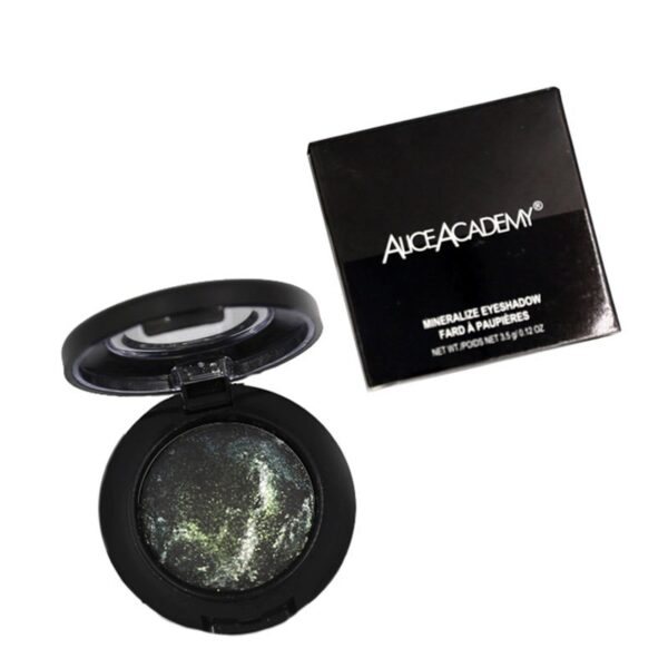 Alice Academy Mineralize Eyeshadow E101